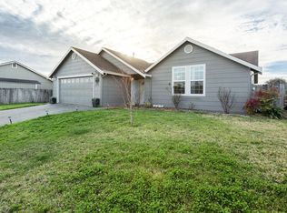 292 Corinna Ct, Fortuna, CA 95540