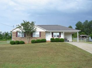 518 Bailey Rd, Weaver, AL 36277