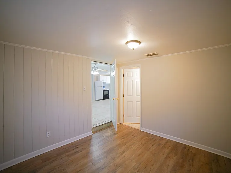 3424 Orlando Dr — Photo 8