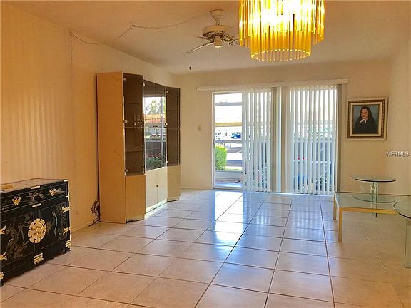 3rd image of 1500 Glen Oaks Dr E Unit 110