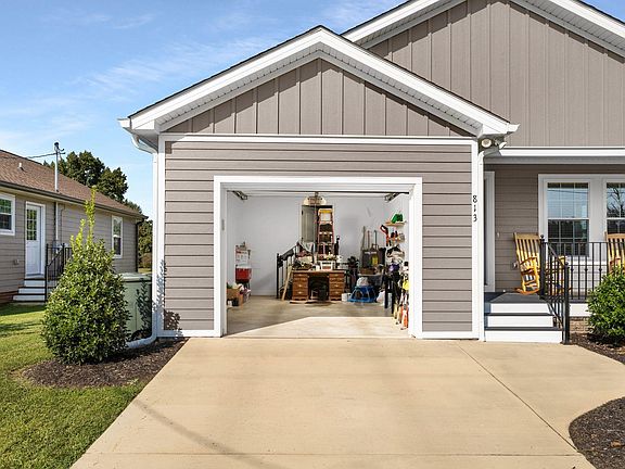 3rd image of 813 North Roan Street