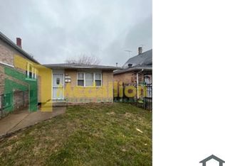 7233 S Saint Lawrence Ave, Chicago, IL 60619