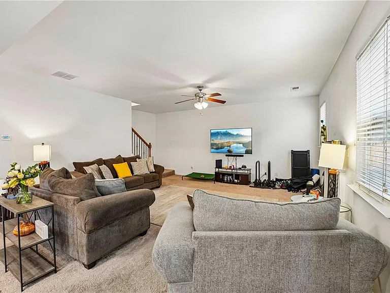 6216 Oakdale Ridge Ct SE — Photo 6