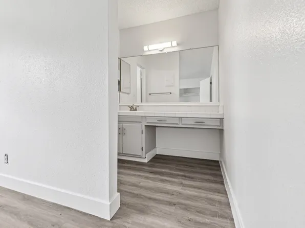 Westland @ Artesia, 3101 E Artesia Blvd #130, Long Beach, CA 90805