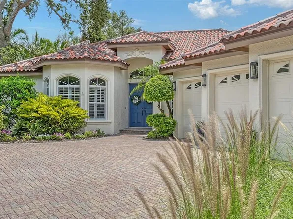 1864 Goldenrod St, Sarasota, FL 34239