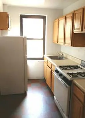 Rented by Sovereign Associates | media 12
