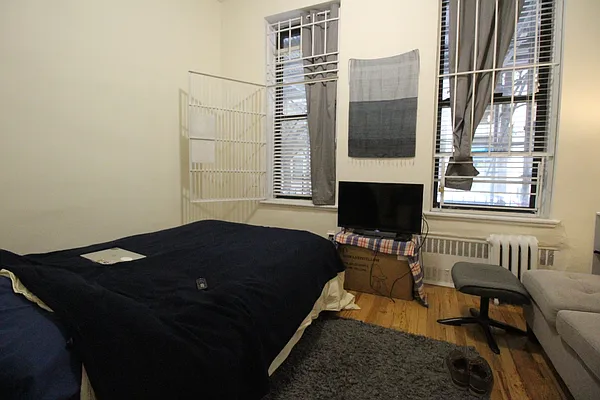 Rented by Luxor Homes & Investment Realty | media 11