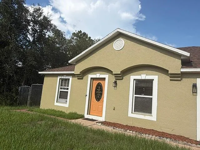 1413 Sarasota Dr — Photo 1