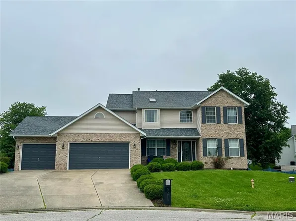 5213 Loyola Ct, Fairview Heights, IL 62208