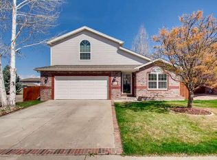 2082 Goldfinch Ct, Longmont, CO 80503
