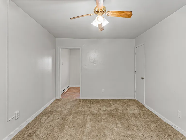 3616 Old Buckingham Rd #D — Photo 5