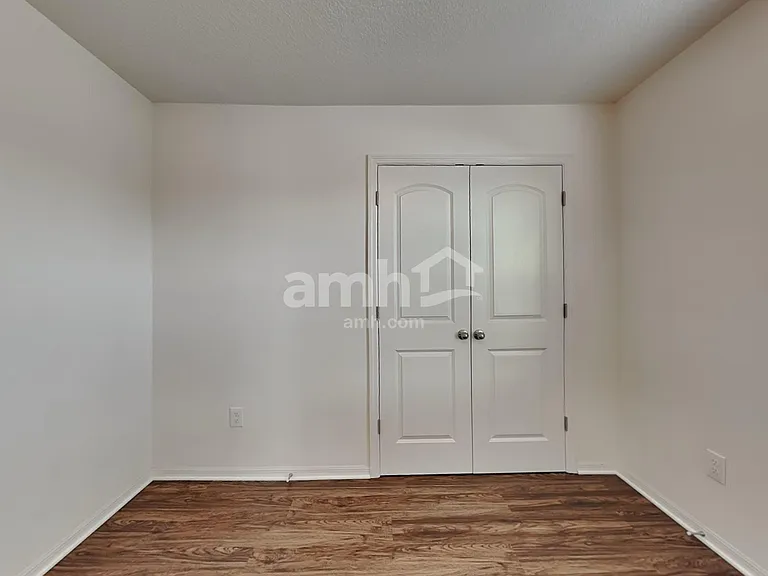 11870 Thicket Wood Dr — Photo 20