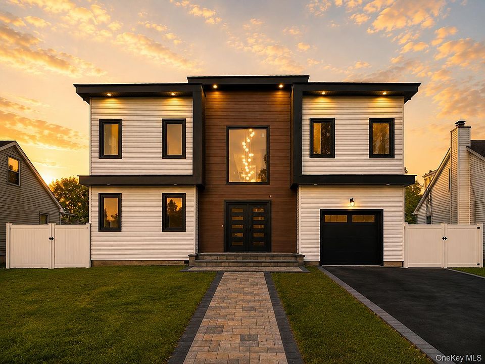 1st image of 557 Knoll Court