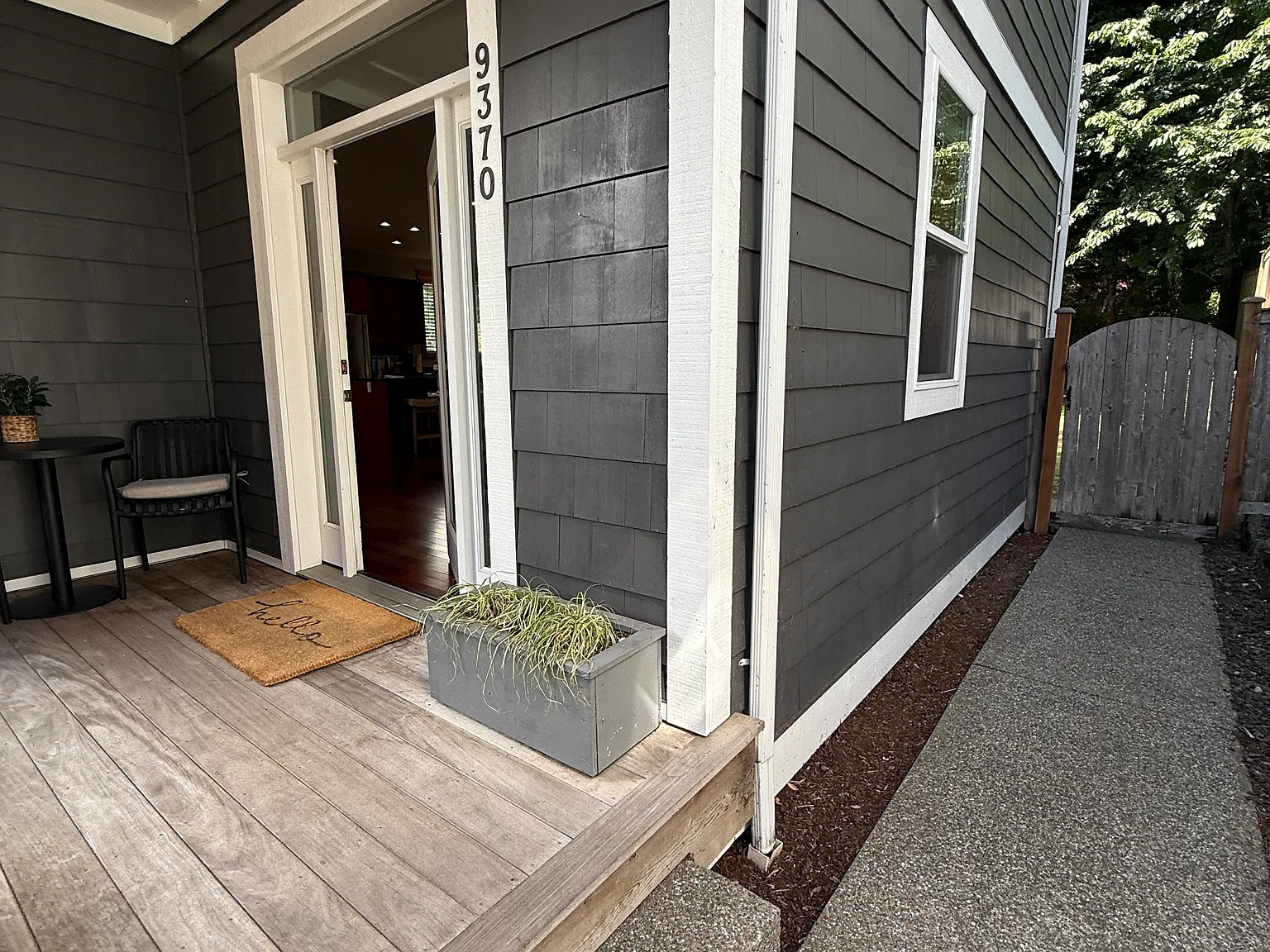 3 bed, 1935 sqft, $3,850 — Photo 2
