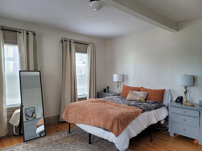 20 Hill St #1 — Photo 6