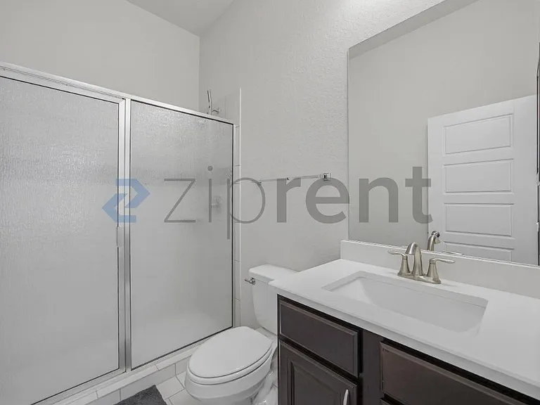 1550 Dundee Park — Photo 23