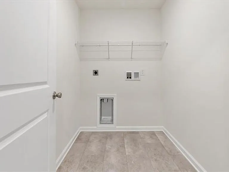 224 Bishop Rd — Photo 11