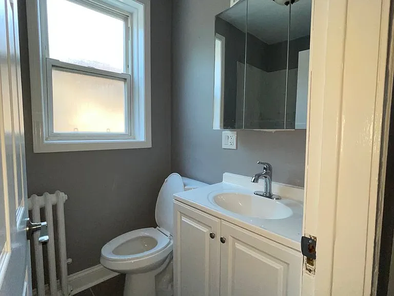 2900-04 N Laramie Avenue W George St #5200-06 — Photo 75