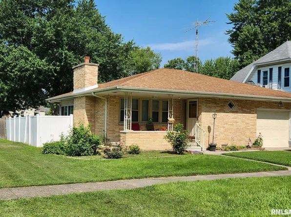 316 N Vine St, Mount Pulaski, IL 62548