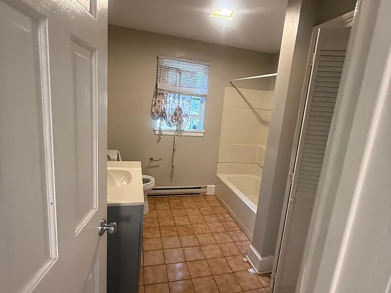 321 Washington Ave #2 — Photo 10
