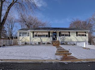 174 Waterview Ave, Belford, NJ 07718