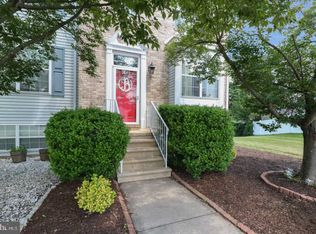 6 Chambord Dr, Newark, DE 19702