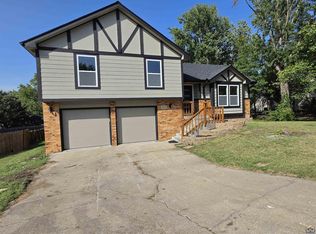 5106 SW 33rd Ter, Topeka, KS 66614