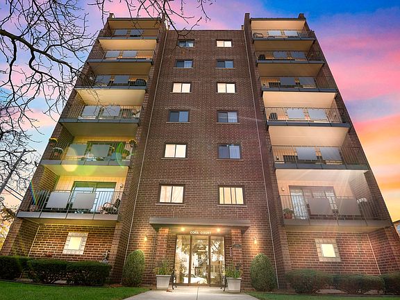 2nd image of 1491 Ashland Ave APT 5SE