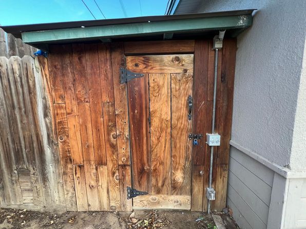 fresno-california-82857755 picture