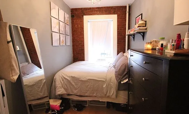 Rented by LJ Sloane Management | media 35