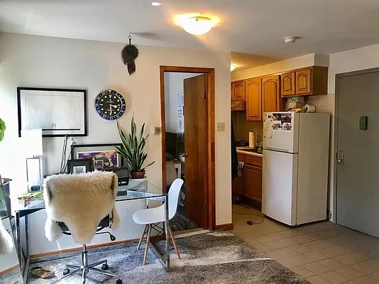 Rented by Compass | media 17