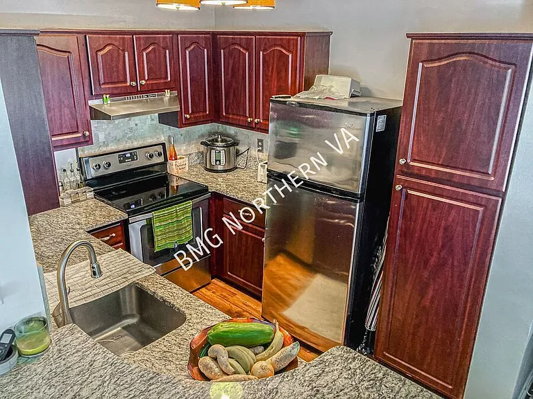 11013 Villaridge Ct #B — Photo 9