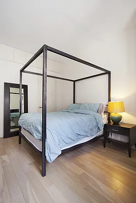 Sold by Nest Seekers International | media 4