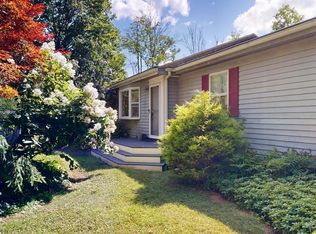 31 Mason St, Williamstown, MA 01267