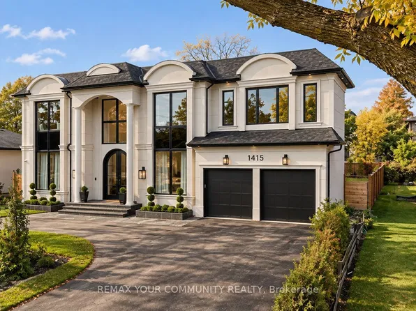 1415 Rebecca St, Oakville, ON L6L 1Z6