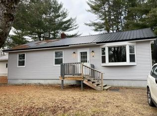 4 Glenwood Dr, Bangor, ME 04401