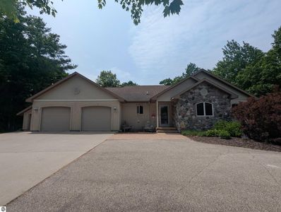 8544 Esmond Rd, Hale, MI, 48739