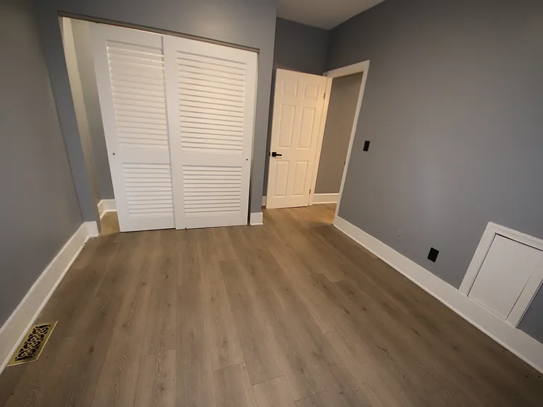 17 E Centre St #1 — Photo 13