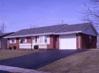 324 Sheffield Dr, Findlay, OH 45840