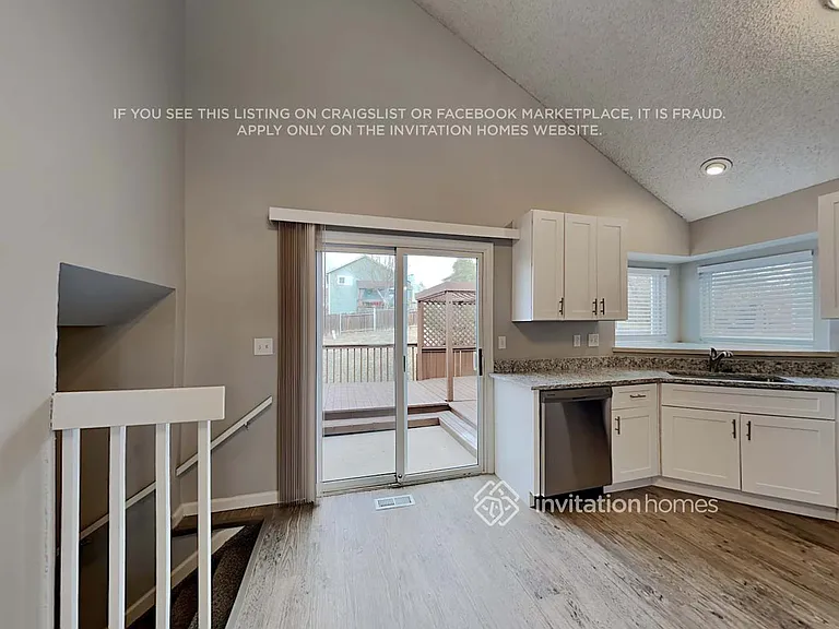 7520 Montarbor Dr — Photo 10