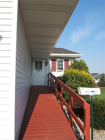 Ranch Condo- Ramp Can be Removed