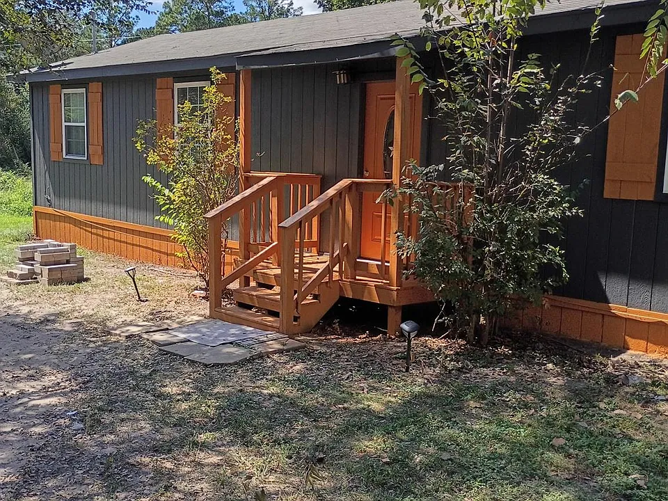 2100 N FM 1486 Rd