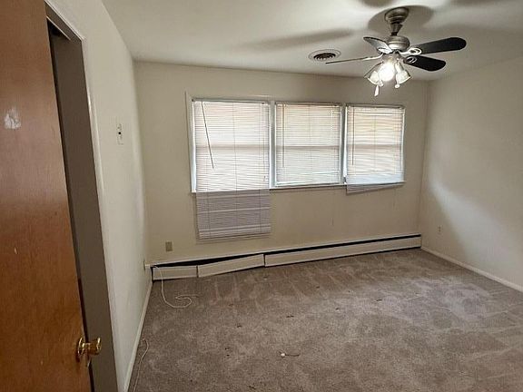 5th image of 4032 Quakerbridge Rd