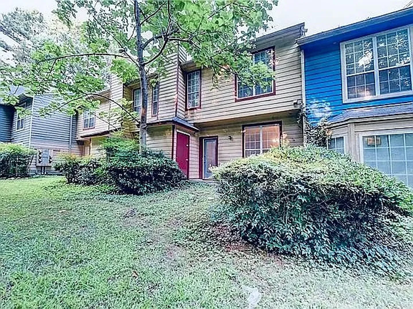 Room in 2 Bedroom Home at Mountain Springs Cir — Photo 4