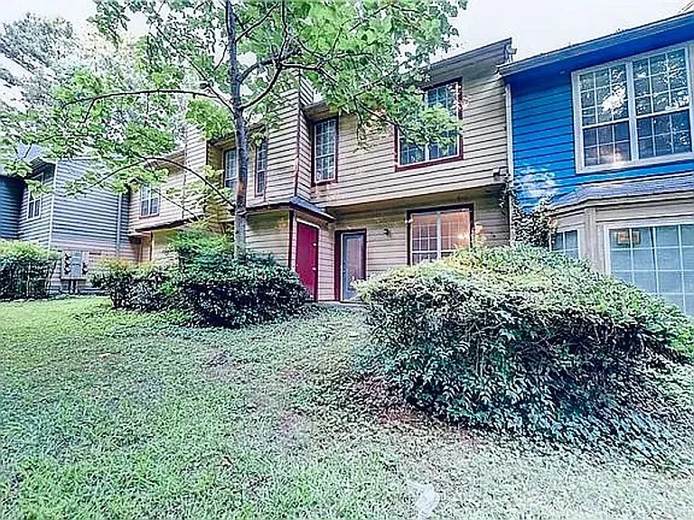 5518 Mountain Springs Cir — Photo 4