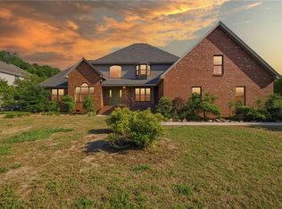 110 Carotauk Dr, Currituck, NC 27929