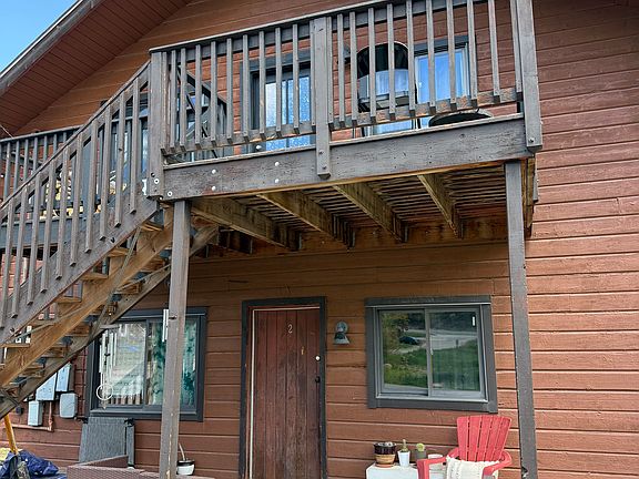 2nd image of 181 S Jefferson St #1