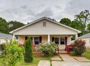 2842 Seymour Dr, Charlotte, NC 28208