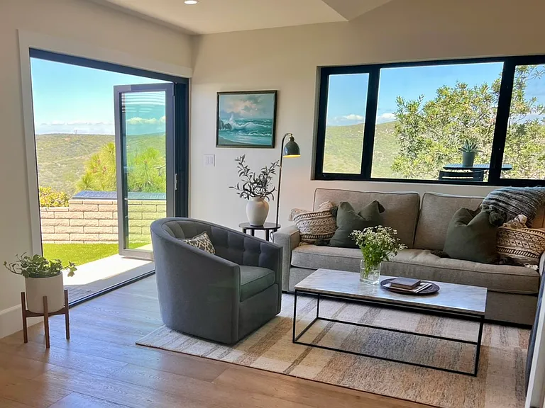 1356 Coral Dr — Photo 10