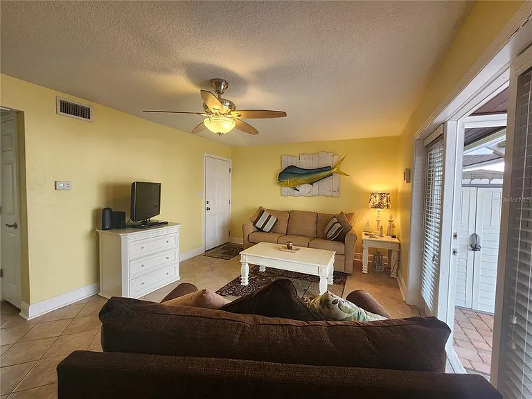 5215 Coquina Key Dr SE #B — Photo 7